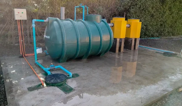 Imagen de planta de tratamiento de aguas particular